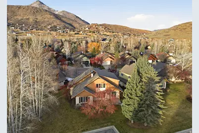 57 W Oberland Ct, Midway, UT 84049 - Photo 2