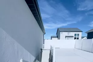 373 E Gilbert Peak Way, Eagle Mountain, UT 84005 - Photo 8