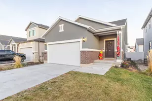 1694 S Hayfield Dr, West Haven, UT 84401 - Photo 22