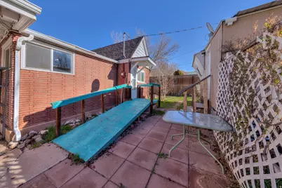 72 E 200 N, Moab, UT 84532 - Photo 36