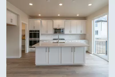 1353 W Mapleton Ct, Mapleton, UT 84664 - Photo 4