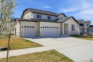 1353 W Mapleton Ct, Mapleton, UT 84664 - Photo 2