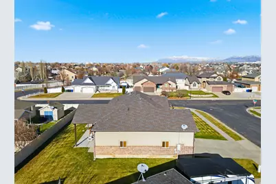 1242 S 1700 W, Syracuse, UT 84075 - Photo 62