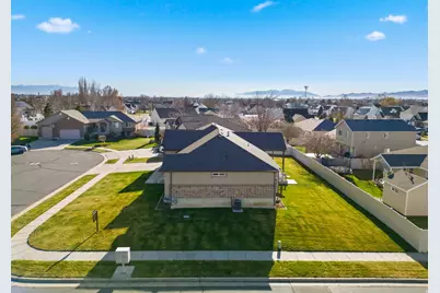 1242 S 1700 W, Syracuse, UT 84075 - Photo 68