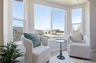 1242 S 1700 W, Syracuse, UT 84075 - Photo 2