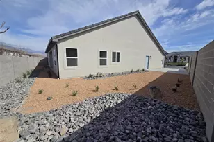 369 N Fire Rock Way, Hurricane, UT 84737 - Photo 4