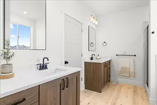 593 E Shelley Ln W, Grantsville, UT 84029 - Photo 14