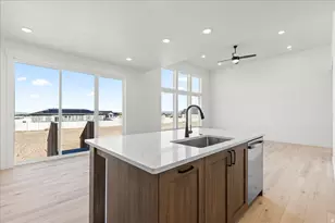 593 E Shelley Ln W, Grantsville, UT 84029 - Photo 6