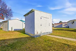 3800 S 1900 W, Roy, UT 84067 - Photo 24