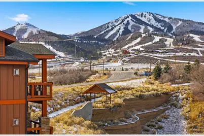 1288 Deer Park Cir #302, Heber City, UT 84032 - Photo 2