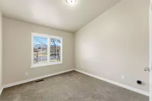 3533 N Remuda Dr, Farr West, UT 84404 - Photo 10