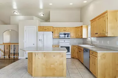 3533 N Remuda Dr, Farr West, UT 84404 - Photo 14