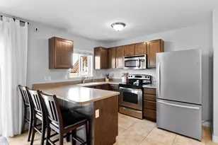 2043 N Belmont Dr, Saratoga Springs, UT 84045 - Photo 6