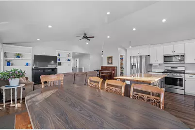 75 N 100 W, Fillmore, UT 84631 - Photo 4