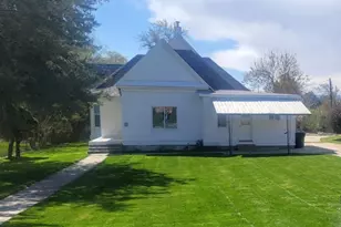 119 N 200 E, Smithfield, UT 84335 - Photo 1