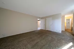 1694 E Cannes Way, Murray, UT 84121 - Photo 10