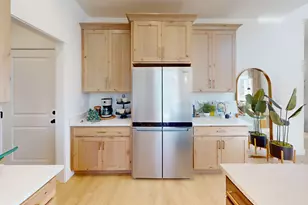 412 E Luna Cir, Salem, UT 84653 - Photo 2