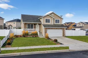 538 W Northlake Dr, Lehi, UT 84043 - Photo 2