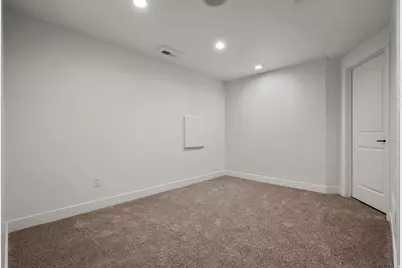 4976 W Wood Spring Dr, West Jordan, UT 84081 - Photo 24
