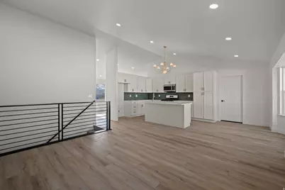 4976 W Wood Spring Dr, West Jordan, UT 84081 - Photo 6