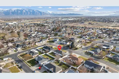 4976 W Wood Spring Dr, West Jordan, UT 84081 - Photo 38