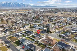 4976 W Wood Spring Dr, West Jordan, UT 84081 - Photo 38