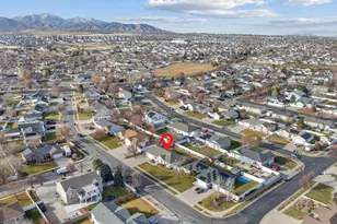 4976 W Wood Spring Dr, West Jordan, UT 84081 - Photo 36