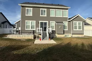 1416 E Erickson Knl Ln, Eagle Mountain, UT 84005 - Photo 4