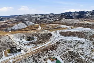 661 W Raspberry Patch Rd, Garden City, UT 84028 - Photo 8