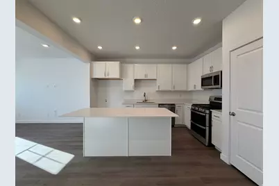 2162 W Stardew St #540, Eagle Mountain, UT 84005 - Photo 4