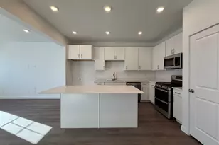 2162 W Stardew St, Eagle Mountain, UT 84005 - Photo 4