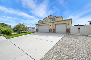 6007 W Jargon Way, Salt Lake City, UT 84118 - Photo 2