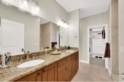 96 Village Square Rd, Centerville, UT 84014 - Photo 24