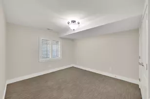 96 Village Square Rd, Centerville, UT 84014 - Photo 34