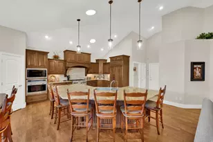 96 Village Square Rd, Centerville, UT 84014 - Photo 16