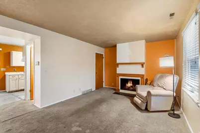 6048 S 2075 E, Holladay, UT 84121 - Photo 6