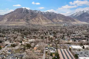 6048 S 2075 E, Holladay, UT 84121 - Photo 24