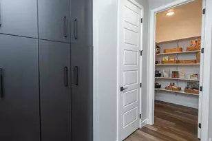 779 N 1925 W, Layton, UT 84041 - Photo 16