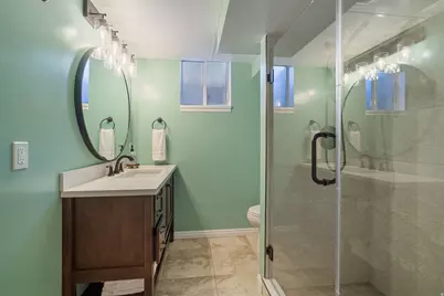 4426 S 3035 E, Holladay, UT 84124 - Photo 26