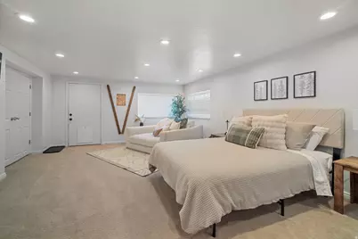 4426 S 3035 E, Holladay, UT 84124 - Photo 22