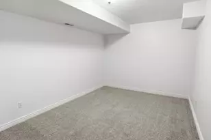 2881 N 450 E, North Ogden, UT 84414 - Photo 32