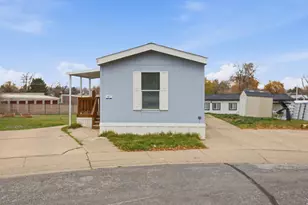 1251 W 400 N, Clearfield, UT 84015 - Photo 28