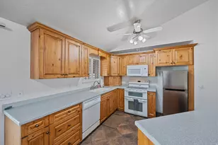 4416 W 5855 S, Taylorsville, UT 84118 - Photo 8