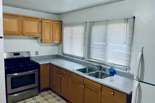 358 W 4575 S, Washington Terrace, UT 84405 - Photo 4