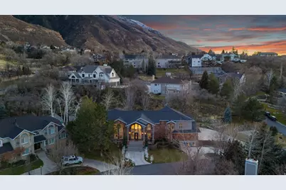 35 E Lone Hollow Dr, Sandy, UT 84092 - Photo 4