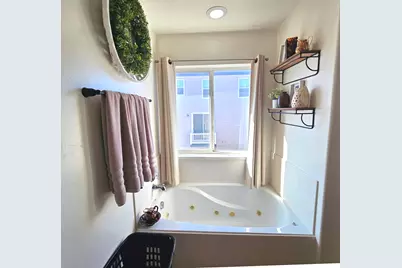 2007 N Belmont Dr, Saratoga Springs, UT 84045 - Photo 10