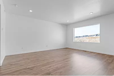 281 E Levengrove Dr #183, Lehi, UT 84048 - Photo 8