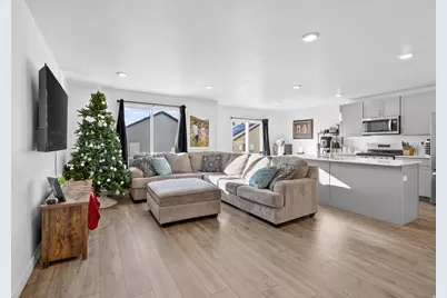 1760 E Fall St N, Eagle Mountain, UT 84005 - Photo 4