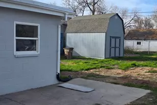 946 S Navajo St S, Salt Lake City, UT 84104 - Photo 2