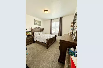 1384 E Abigail Ln, Eagle Mountain, UT 84005 - Photo 14